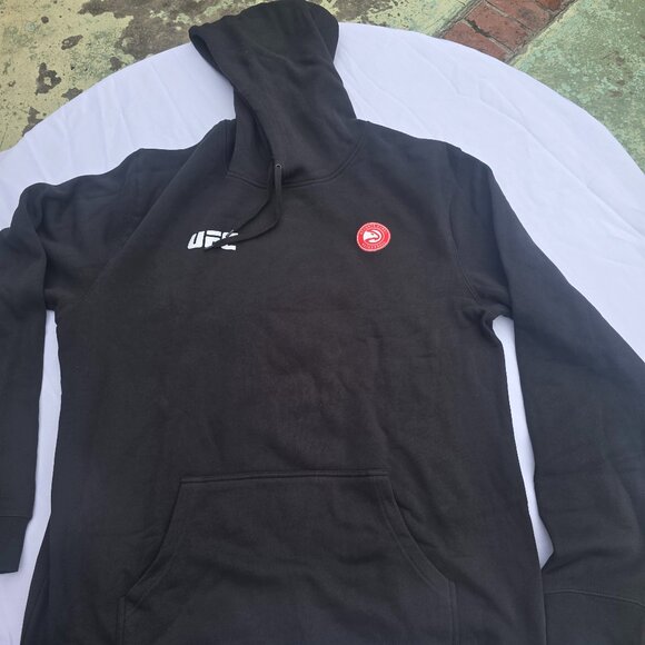 UFC-Atlanta Hawks Collab Hoodie- 2XL - Picture 1 of 2